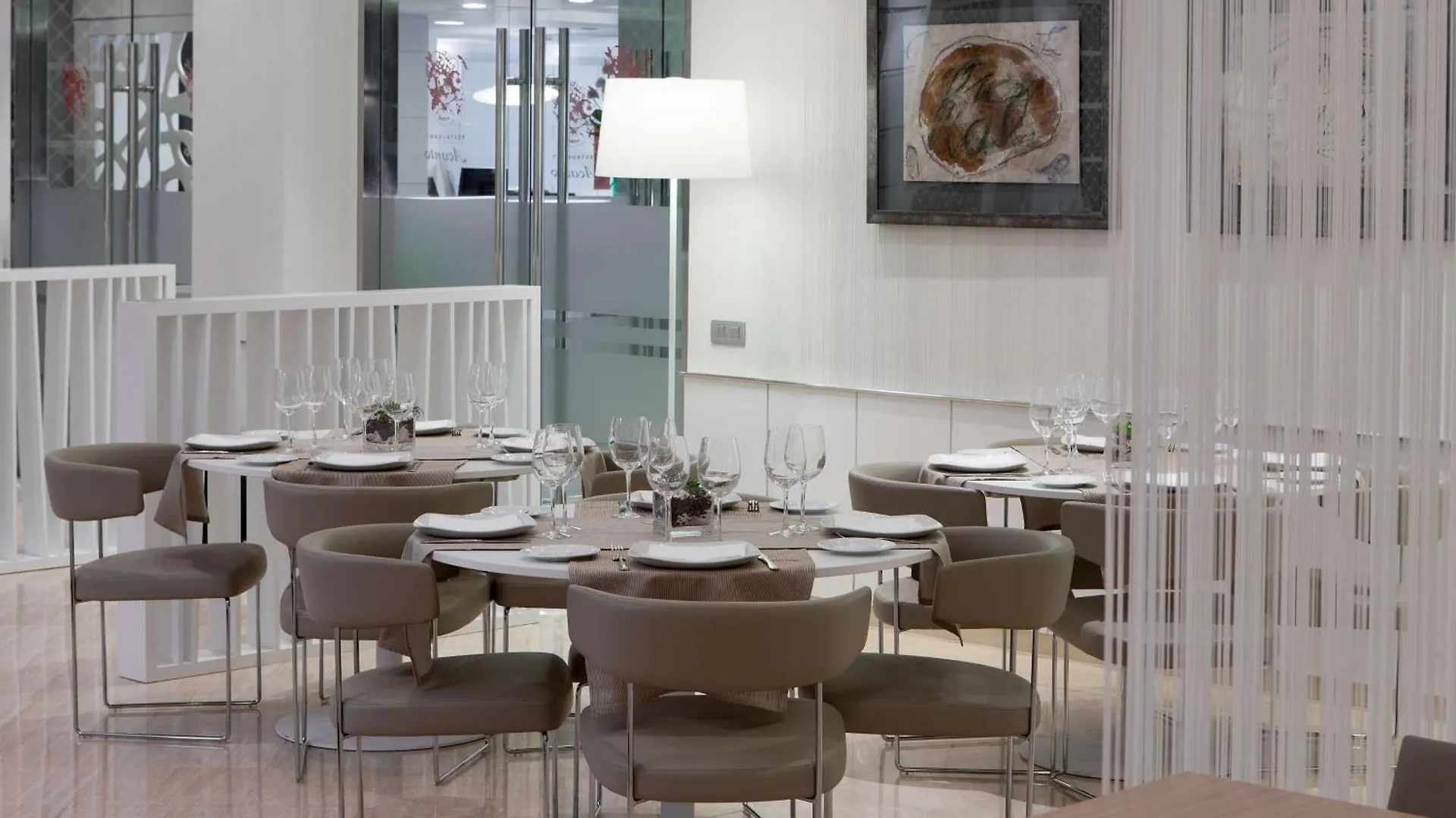 Nh Barcelona Stadium Hotel