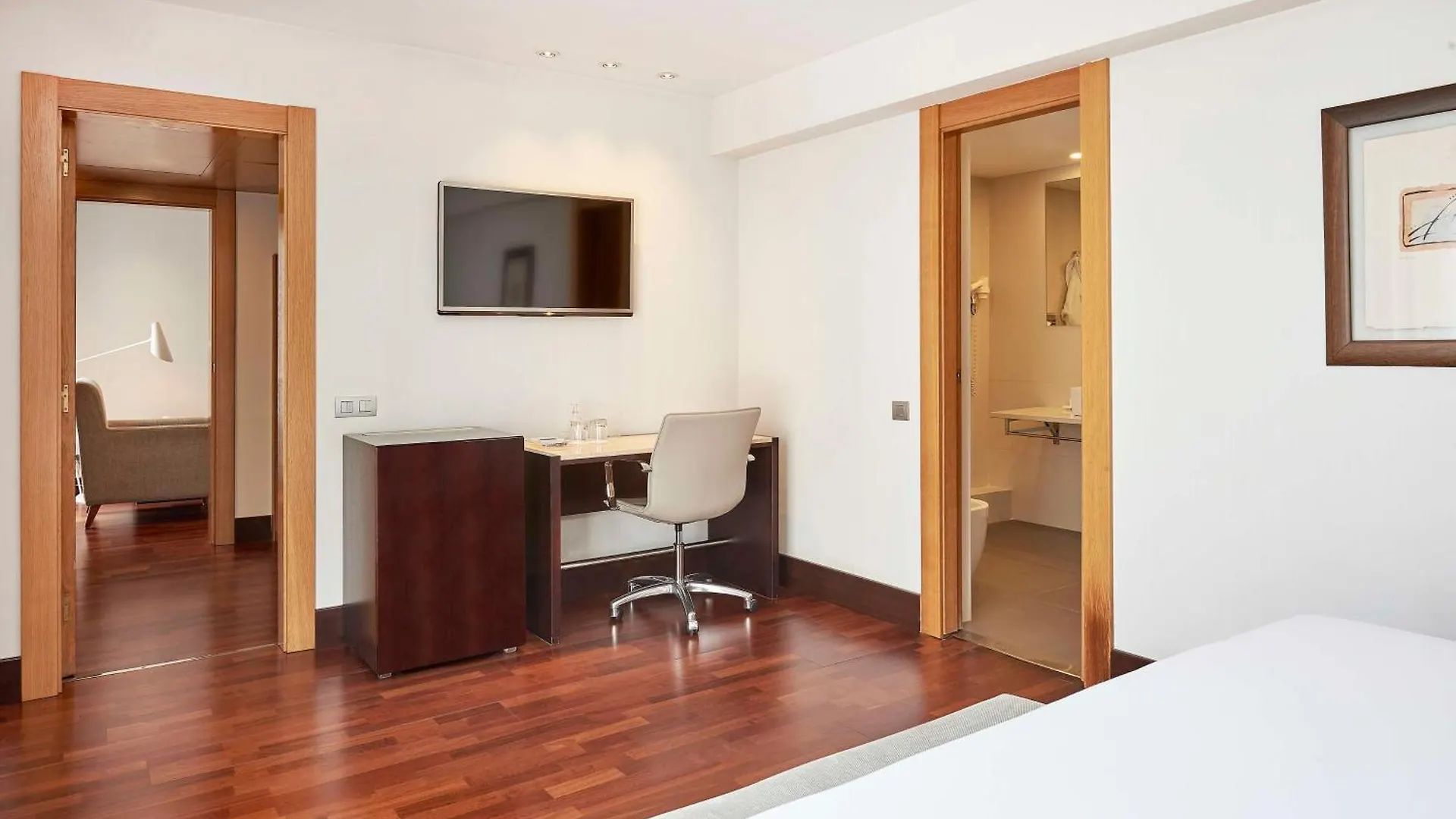 Nh Barcelona Stadium Hotel