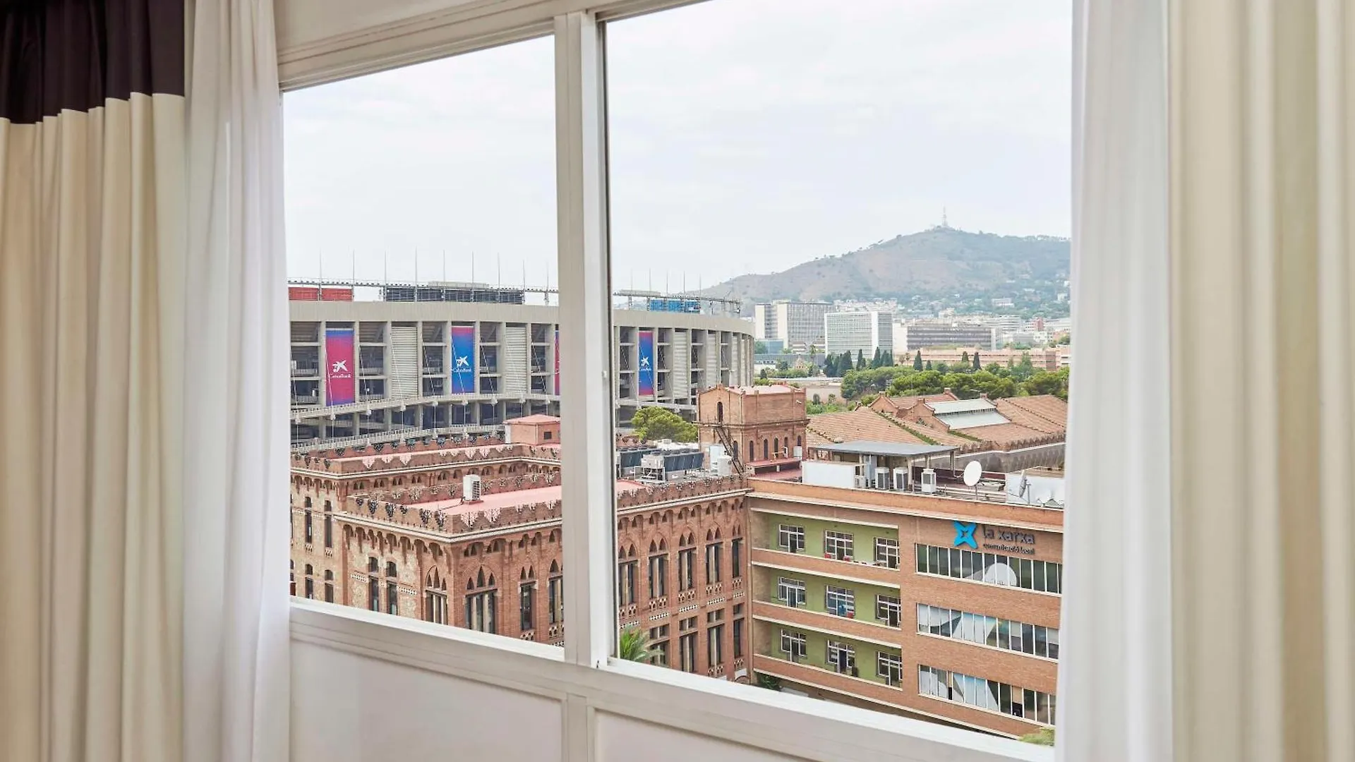 Nh Barcelona Stadium Hotel