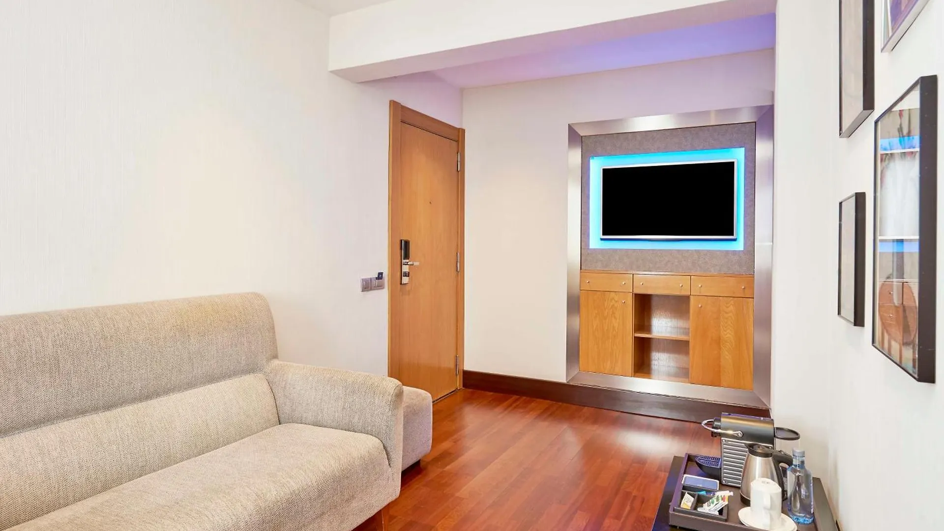 Hotel Nh Barcelona Stadium